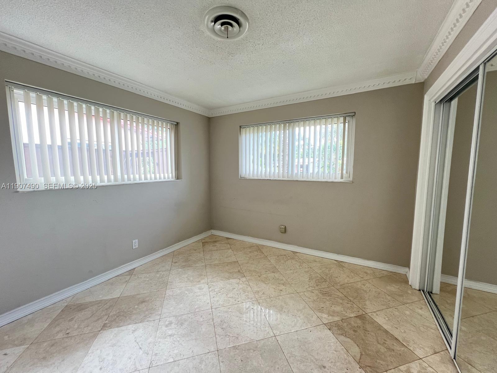 2001 North 41st Avenue Hollywood, FL 33021 - Photo 24 of 52
