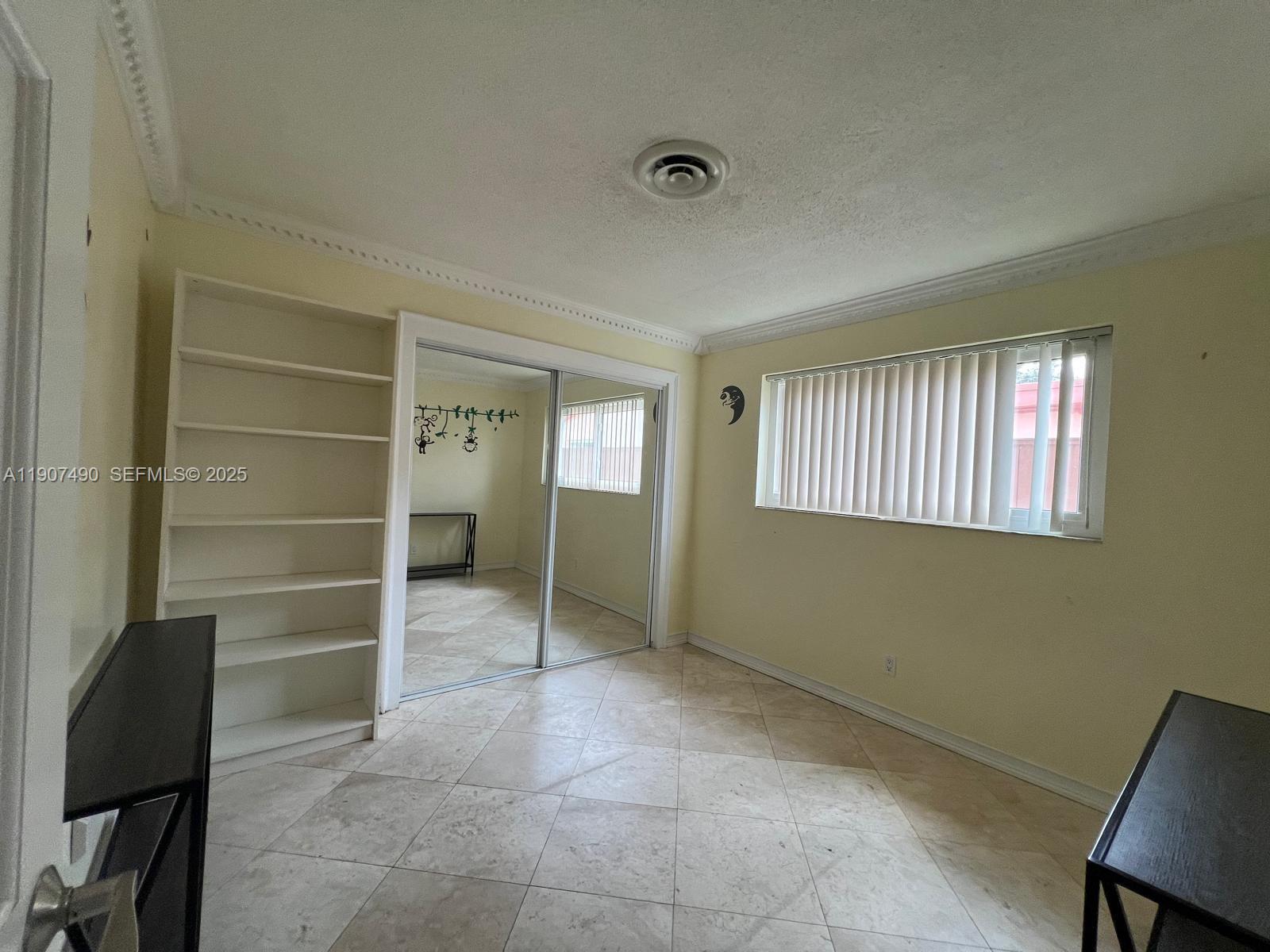 2001 North 41st Avenue Hollywood, FL 33021 - Photo 29 of 52