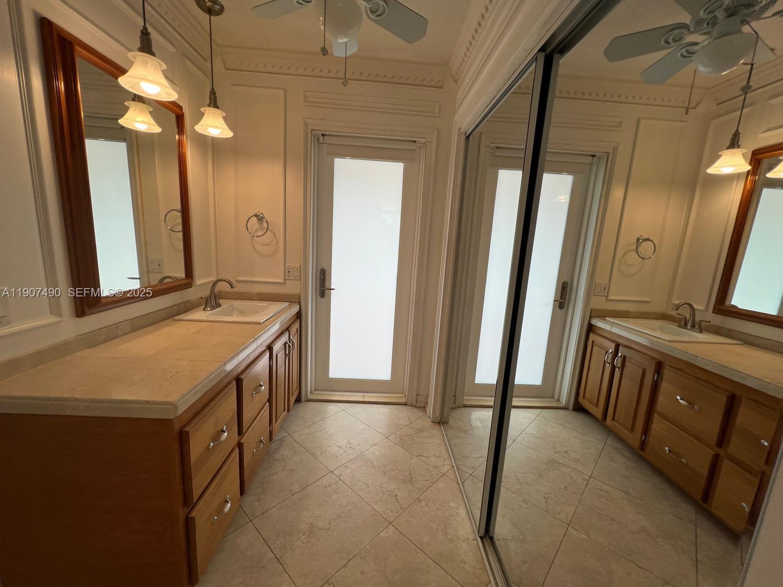 2001 North 41st Avenue Hollywood, FL 33021 - Photo 33 of 52