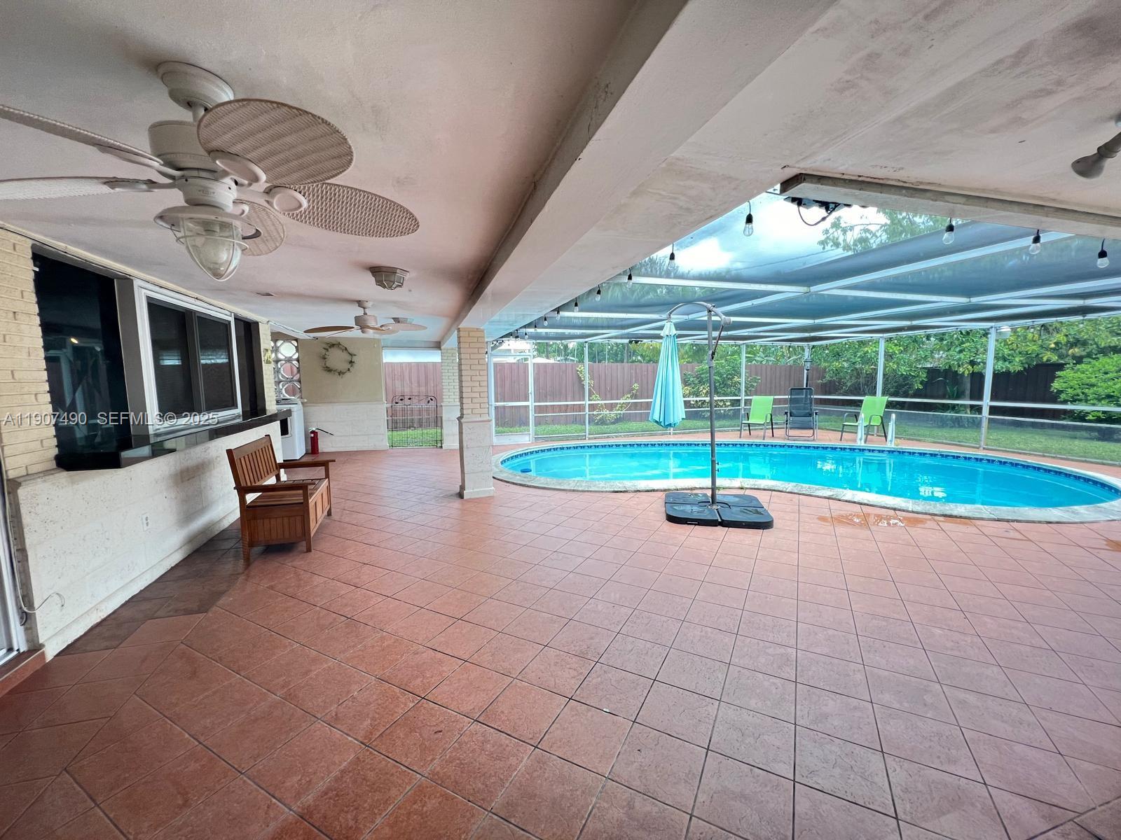 2001 North 41st Avenue Hollywood, FL 33021 - Photo 46 of 52