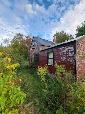 $89,000 | 4 Bowen Road, Searsport, ME 04974