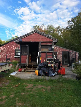$84,000 | 4 Bowen Road, Searsport, ME 04974