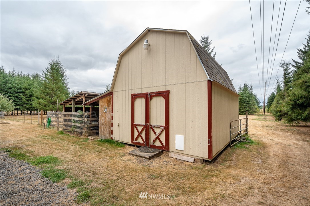 129 North Prairie Road Napavine, WA 98532 - Photo 23 of 39