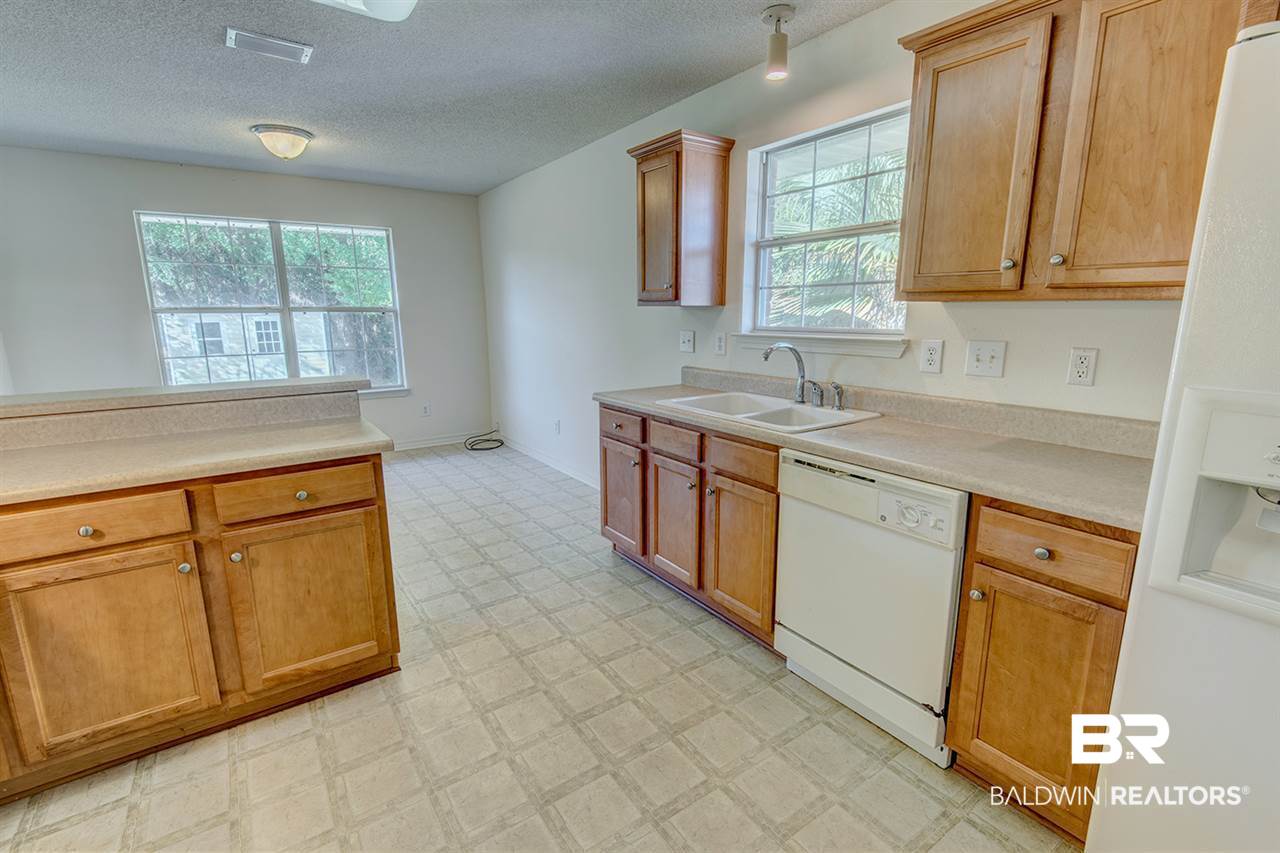 9673 Hollowbrook Avenue Fairhope, AL 36532 - Photo 12 of 31