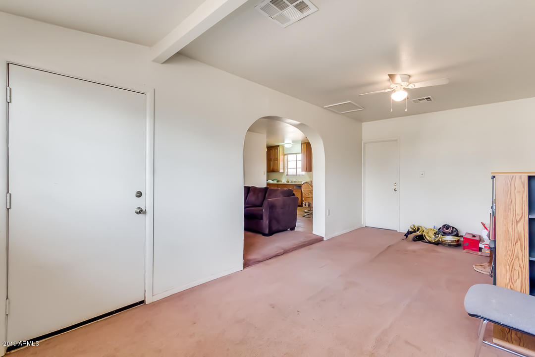 1845 East Chipman Road Phoenix, AZ 85040 - Photo 11 of 22 08-Chipman