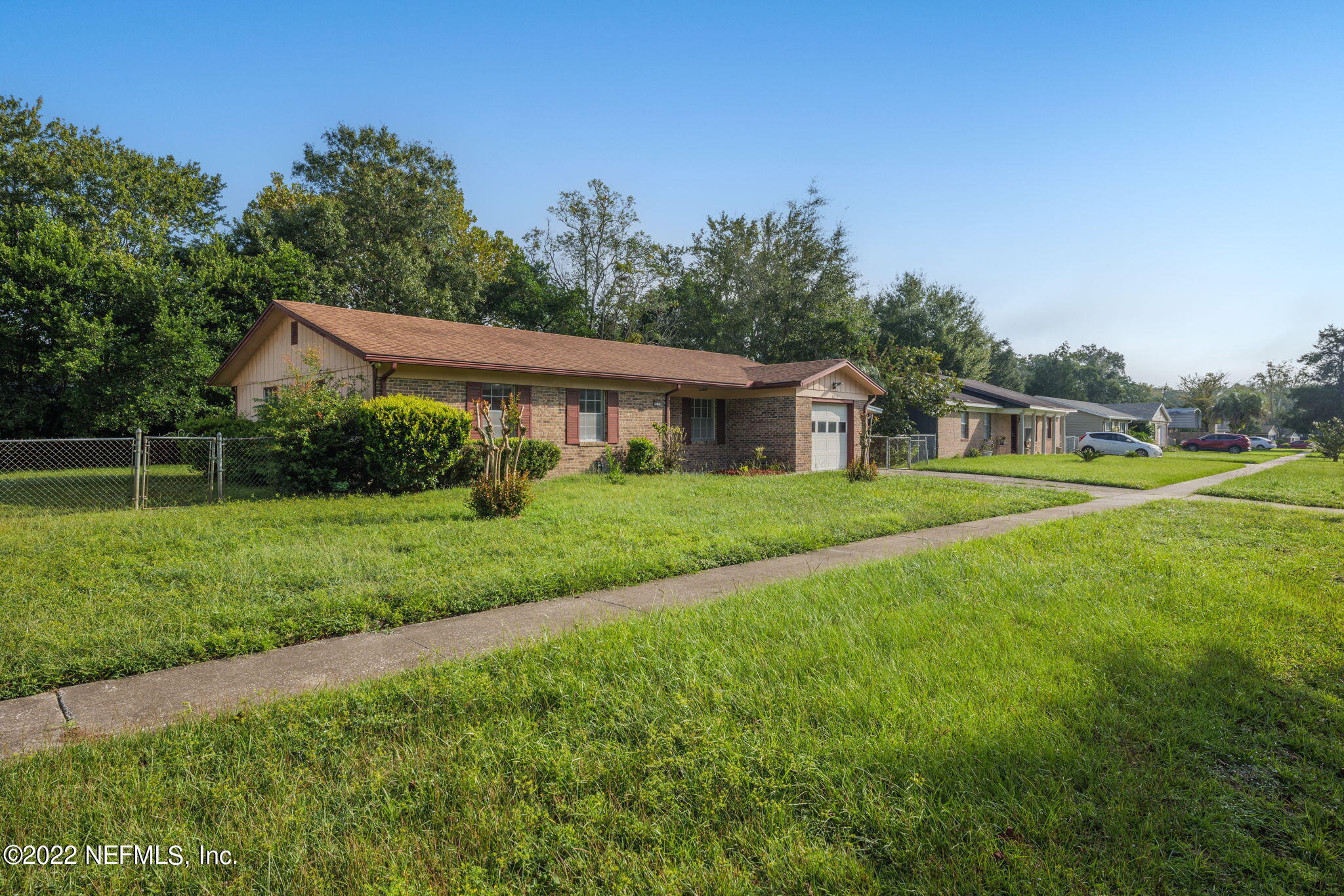 8209 Cassie Road Jacksonville, FL 32221 - Photo 3 of 24 Side view