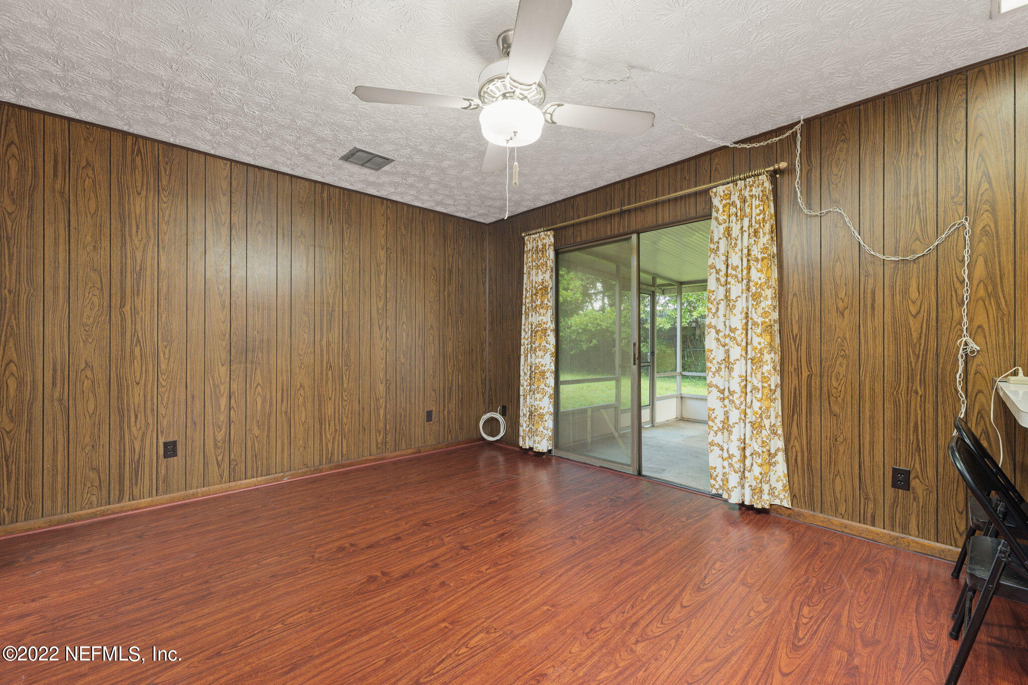 8209 Cassie Road Jacksonville, FL 32221 - Photo 7 of 24 Family room