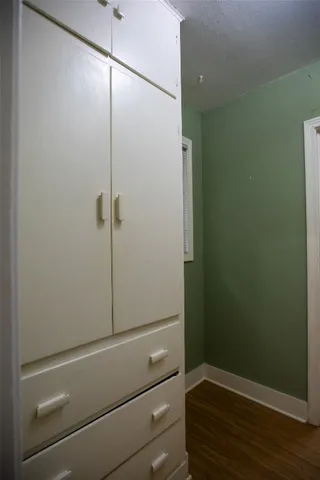 $1,000 | 1009 West 25th Street, Austin, TX 78705