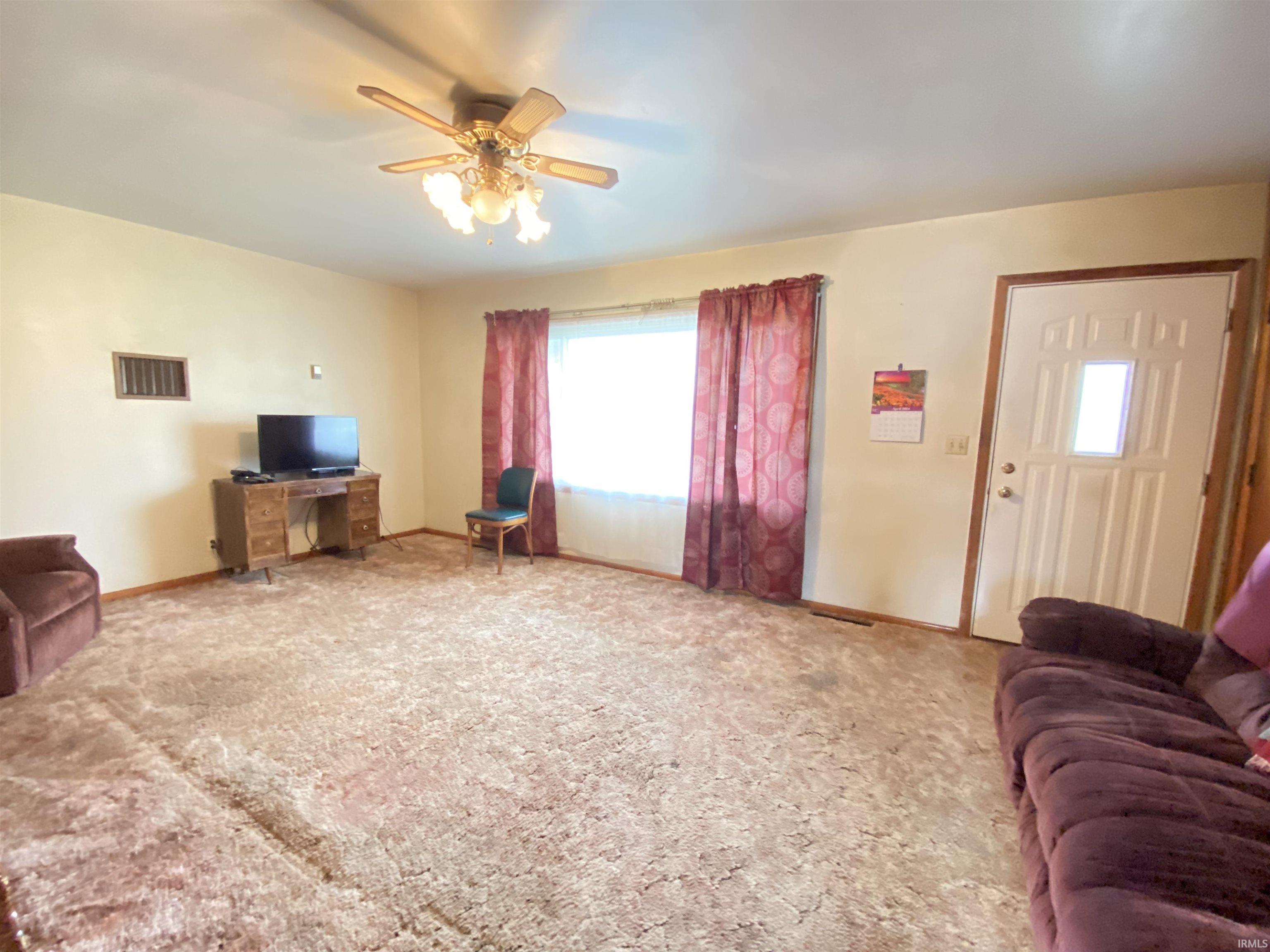 290 Popcorn Road Springville, IN 47462 - Photo 3 of 22