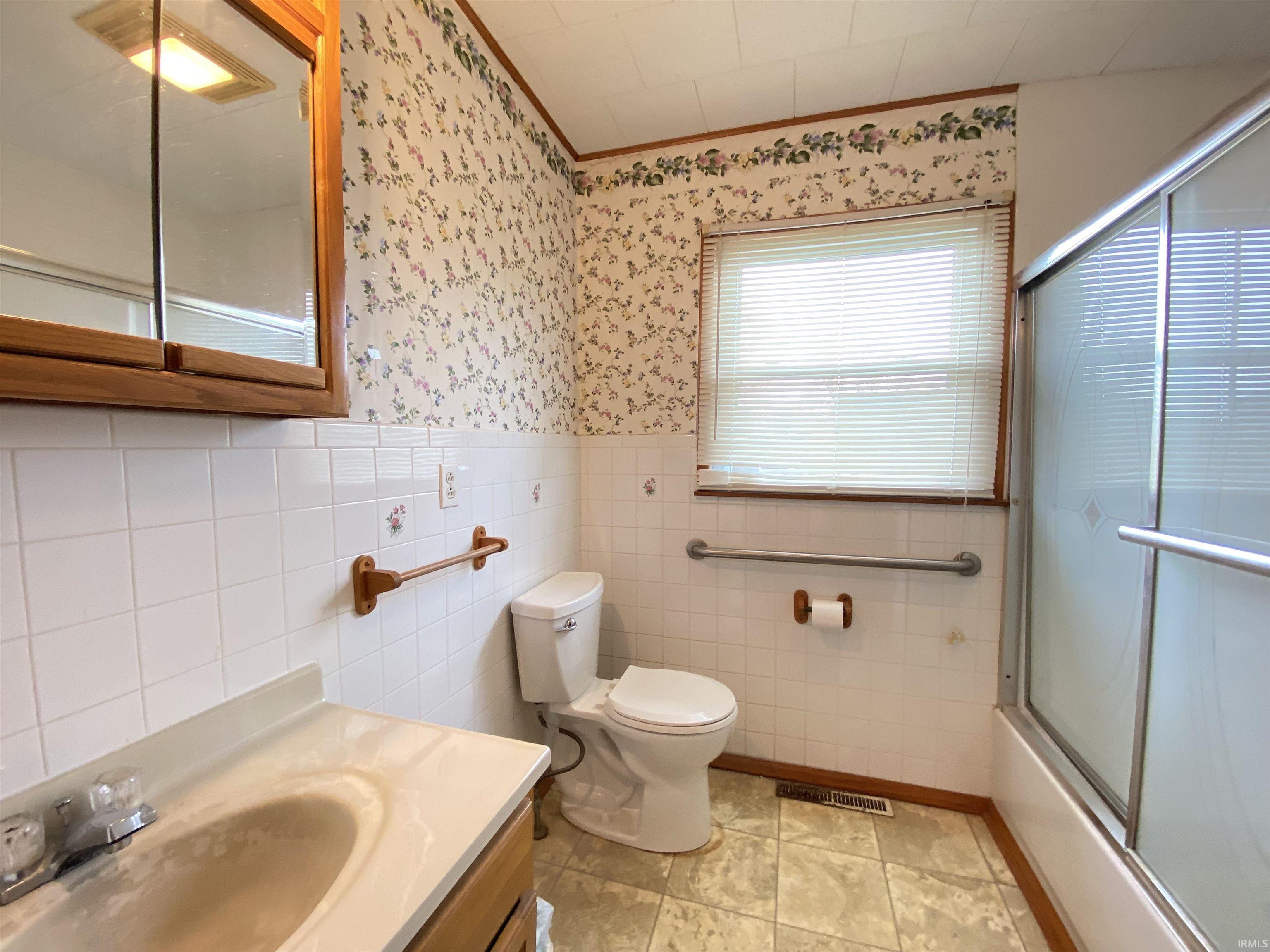 290 Popcorn Road Springville, IN 47462 - Photo 4 of 22