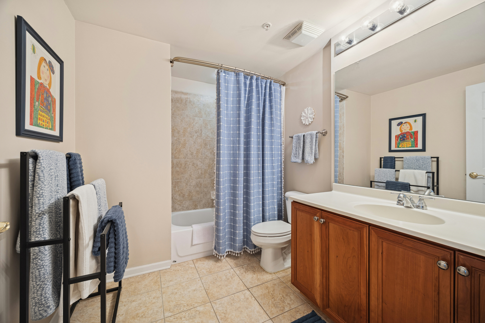 500 East St Charles Road, Unit 209 Lombard, IL 60148 - Photo 16 of 21 a bathroom with a sink toilet and shower
