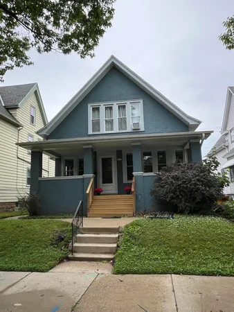 $247,500 | 2065 South 28th Street, Milwaukee, WI 53215