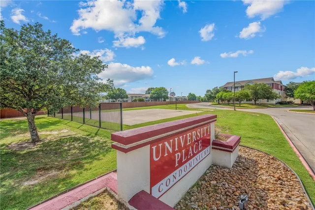 $209,000 | 517 Southwest Parkway, Unit 103, College Station, TX 77840