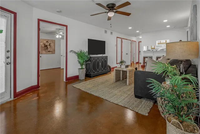 $209,000 | 517 Southwest Parkway, Unit 103, College Station, TX 77840