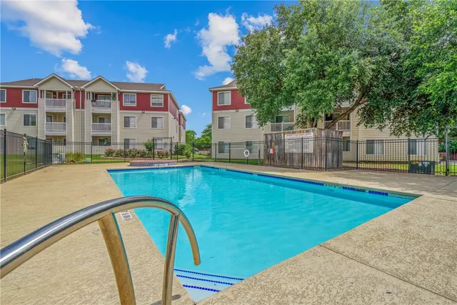 $209,000 | 517 Southwest Parkway, Unit 103, College Station, TX 77840