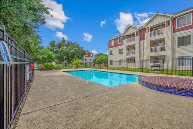 $209,000 | 517 Southwest Parkway, Unit 103, College Station, TX 77840