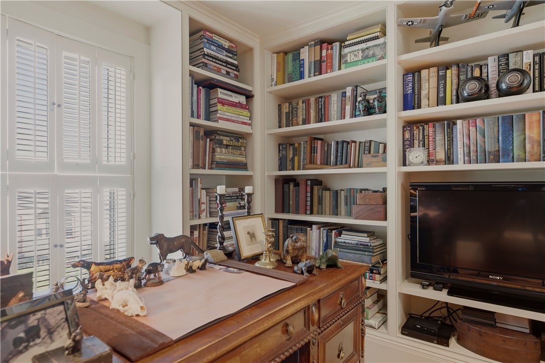 83 Malbone Road Newport, RI 02840 - Photo 22 of 49 Gallery Image 22