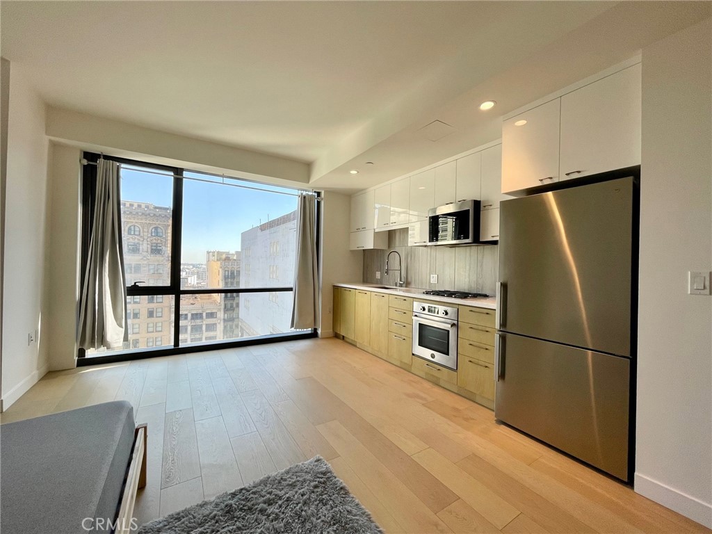 400 South Broadway, Unit 1202 Los Angeles, CA 90013 - Photo 4 of 14