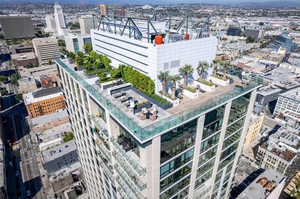 400 South Broadway, Unit 1202 Los Angeles, CA 90013 - Photo 10 of 14