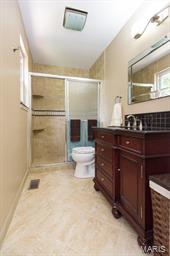 721 Winding Path Lane Ballwin, MO 63021 - Photo 20 of 33 Gallery Image 20