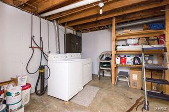 721 Winding Path Lane Ballwin, MO 63021 - Photo 27 of 33 Gallery Image 27