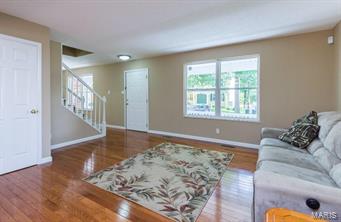 721 Winding Path Lane Ballwin, MO 63021 - Photo 7 of 33 Gallery Image 7