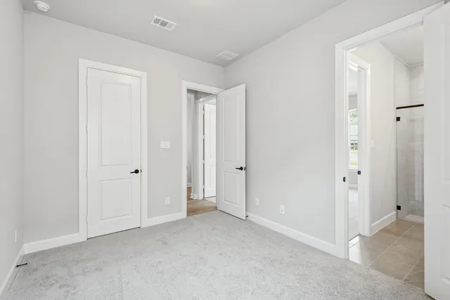 $650,000 | 9714 Falling Leaf Drive, Missouri City, TX 77459