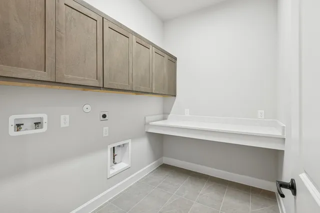 $650,000 | 9714 Falling Leaf Drive, Missouri City, TX 77459