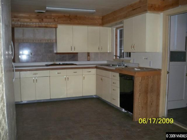 1180 Vassar Street Reno, NV 89502 - Photo 3 of 9 Photo 3