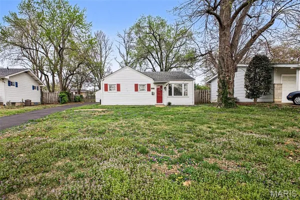 $1,850 | 1725 St Catherine Street, Florissant, MO 63033