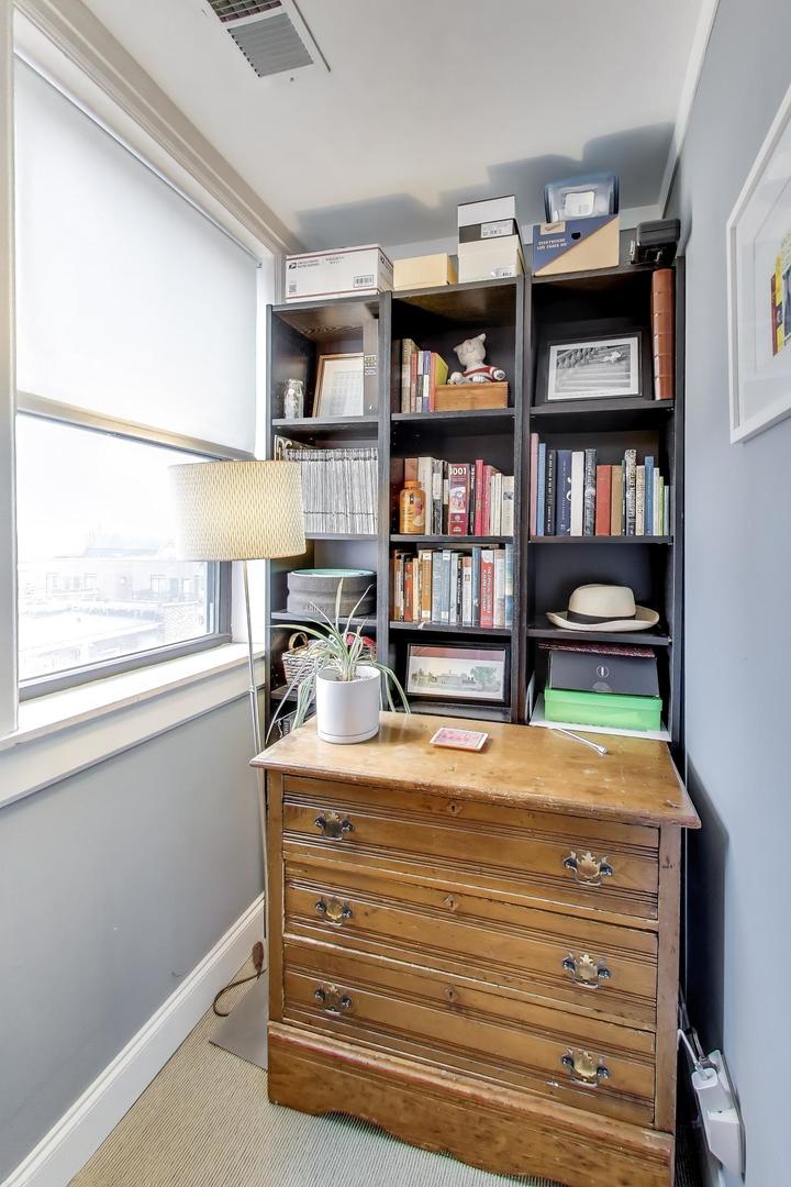 4144 North Sheridan Road, Unit 506 Chicago, IL 60613 - Photo 15 of 31