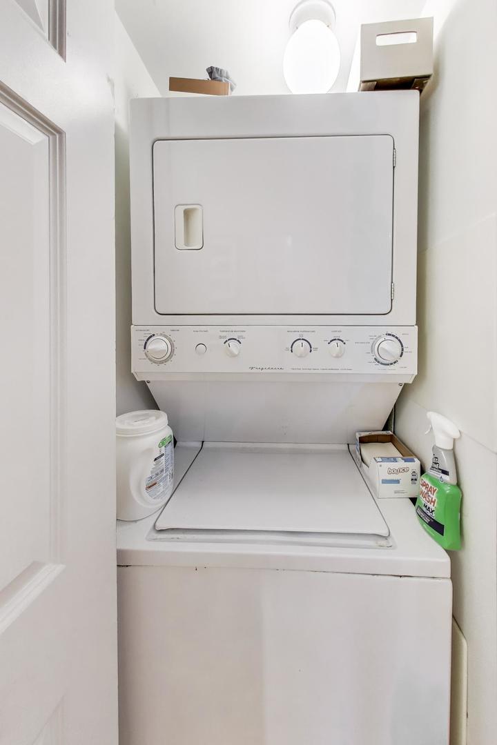 4144 North Sheridan Road, Unit 506 Chicago, IL 60613 - Photo 18 of 31