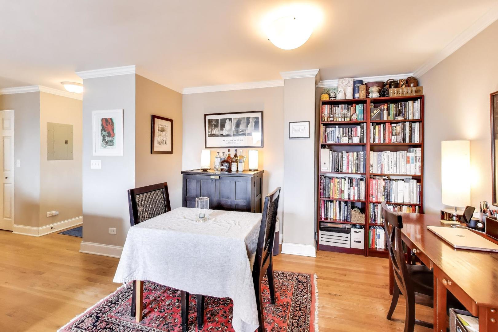 4144 North Sheridan Road, Unit 506 Chicago, IL 60613 - Photo 6 of 31