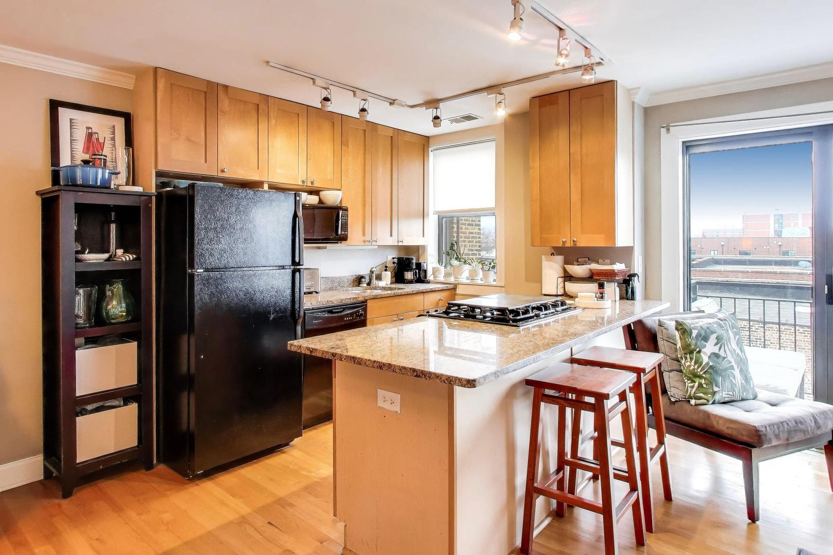 4144 North Sheridan Road, Unit 506 Chicago, IL 60613 - Photo 8 of 31