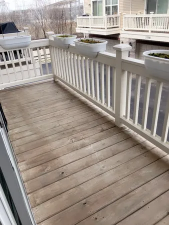 $435,000 | 1100 Evergreen Avenue, Des Plaines, IL 60016