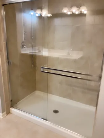 $435,000 | 1100 Evergreen Avenue, Des Plaines, IL 60016