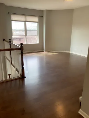 $435,000 | 1100 Evergreen Avenue, Des Plaines, IL 60016