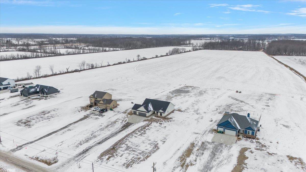 27237 30 Mile Road New Haven, MI 48050 - Photo 52 of 59 50165199-24077935-f0c1-4d54-969f-fdfb40a32a5d.JPG