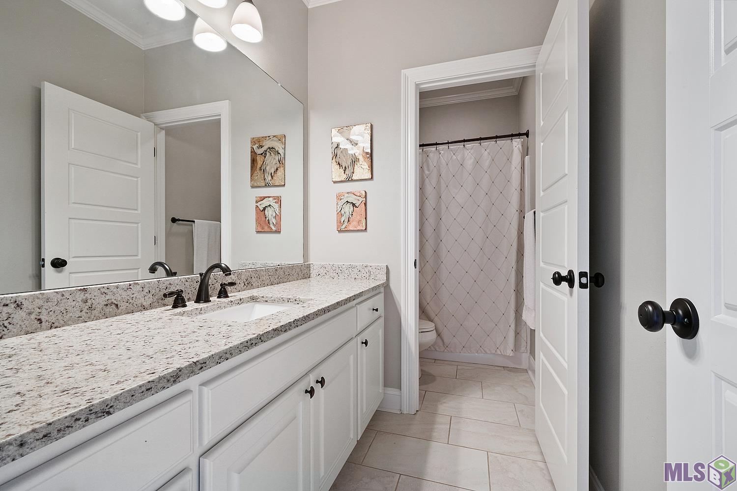 2884 Cresthaven Avenue Baton Rouge, LA 70810 - Photo 4 of 17 Gallery Image 4