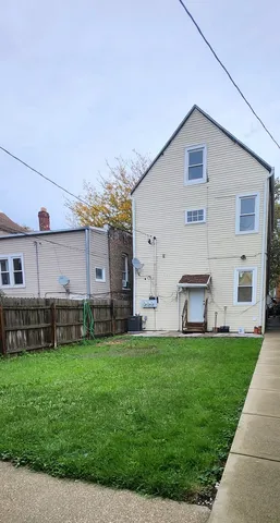 $1,350 | 2622 South St Louis Avenue, Unit 2, Chicago, IL 60623