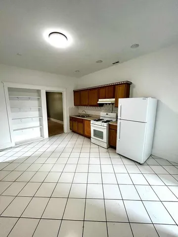 $1,350 | 2622 South St Louis Avenue, Unit 2, Chicago, IL 60623