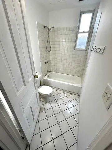 $1,350 | 2622 South St Louis Avenue, Unit 2, Chicago, IL 60623