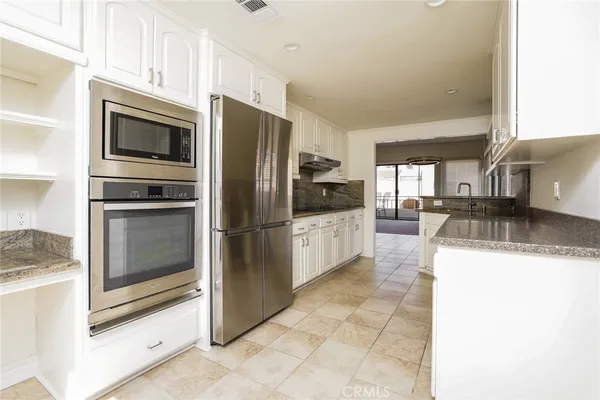 $4,950 | 3221 Francois Drive, Huntington Beach, CA 92649
