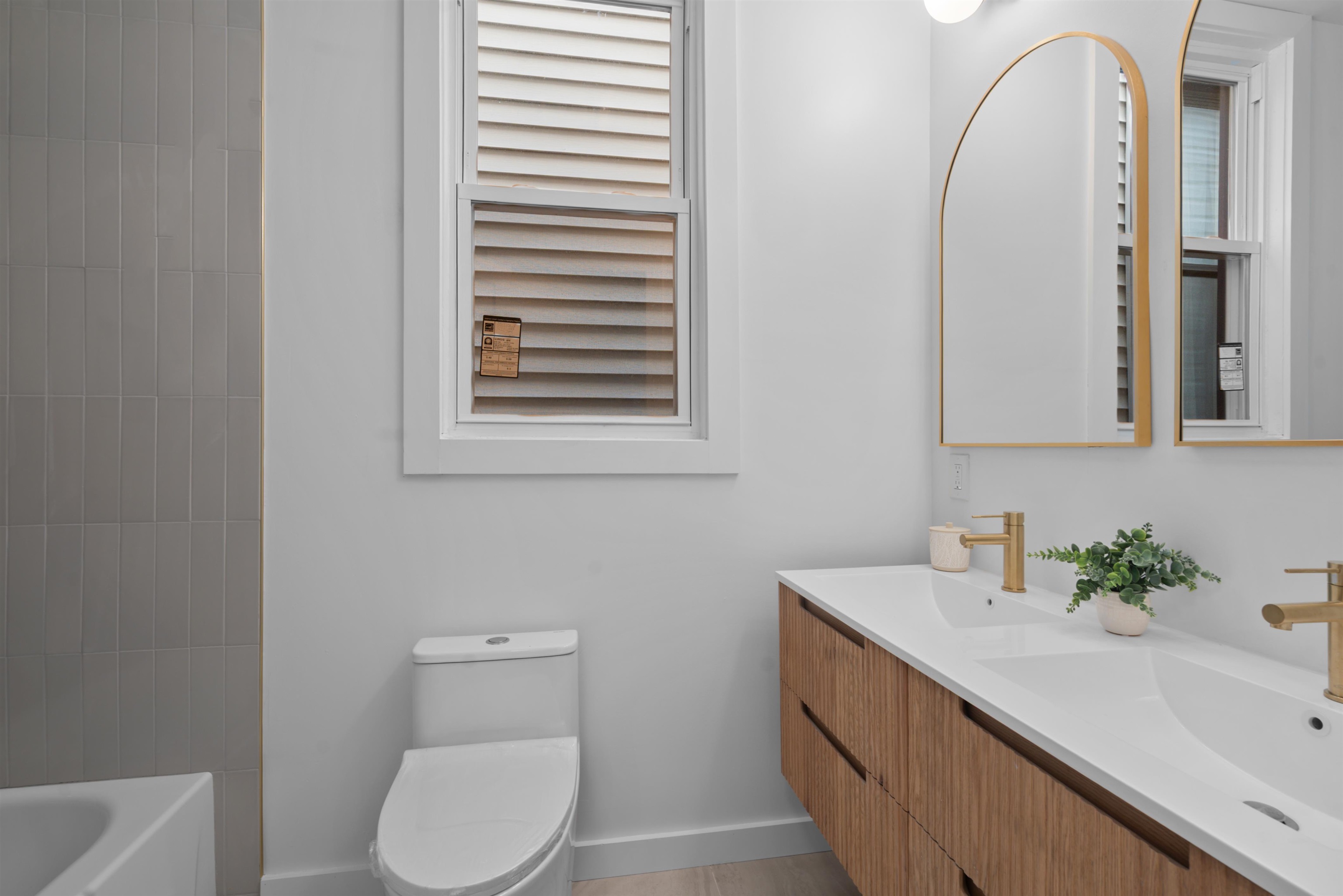 110 Maple Street, Unit 2 Weehawken, NJ 07086 - Photo 18 of 24