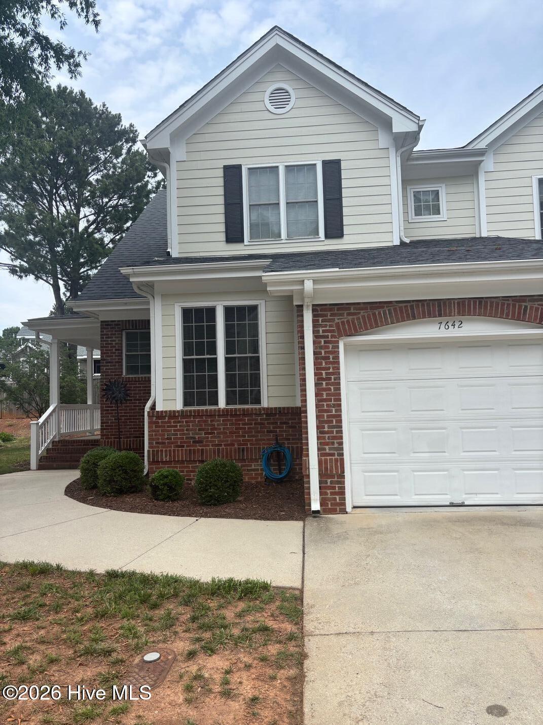 7642 Astoria Place Raleigh, NC 27612 - Photo 3 of 4