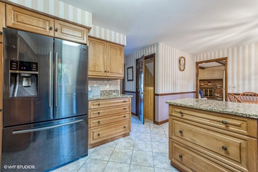 7 Danbury Road Nashua, NH 03064 - Photo 7 of 35 Gallery Image 7