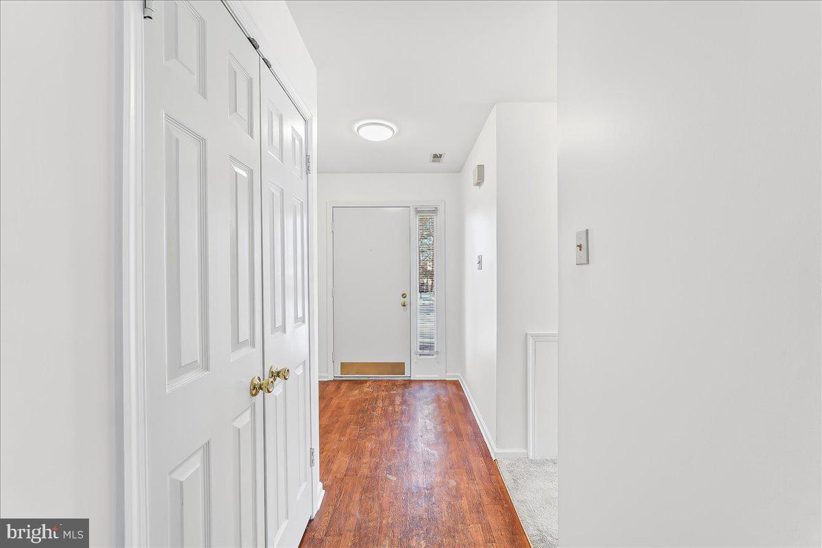 102 Mountainview Drive, Unit 102 Chesterbrook, PA 19087 - Photo 3 of 20