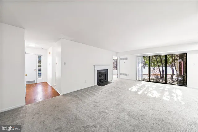 $2,300 | 102 Mountainview Drive, Unit 102, Chesterbrook, PA 19087