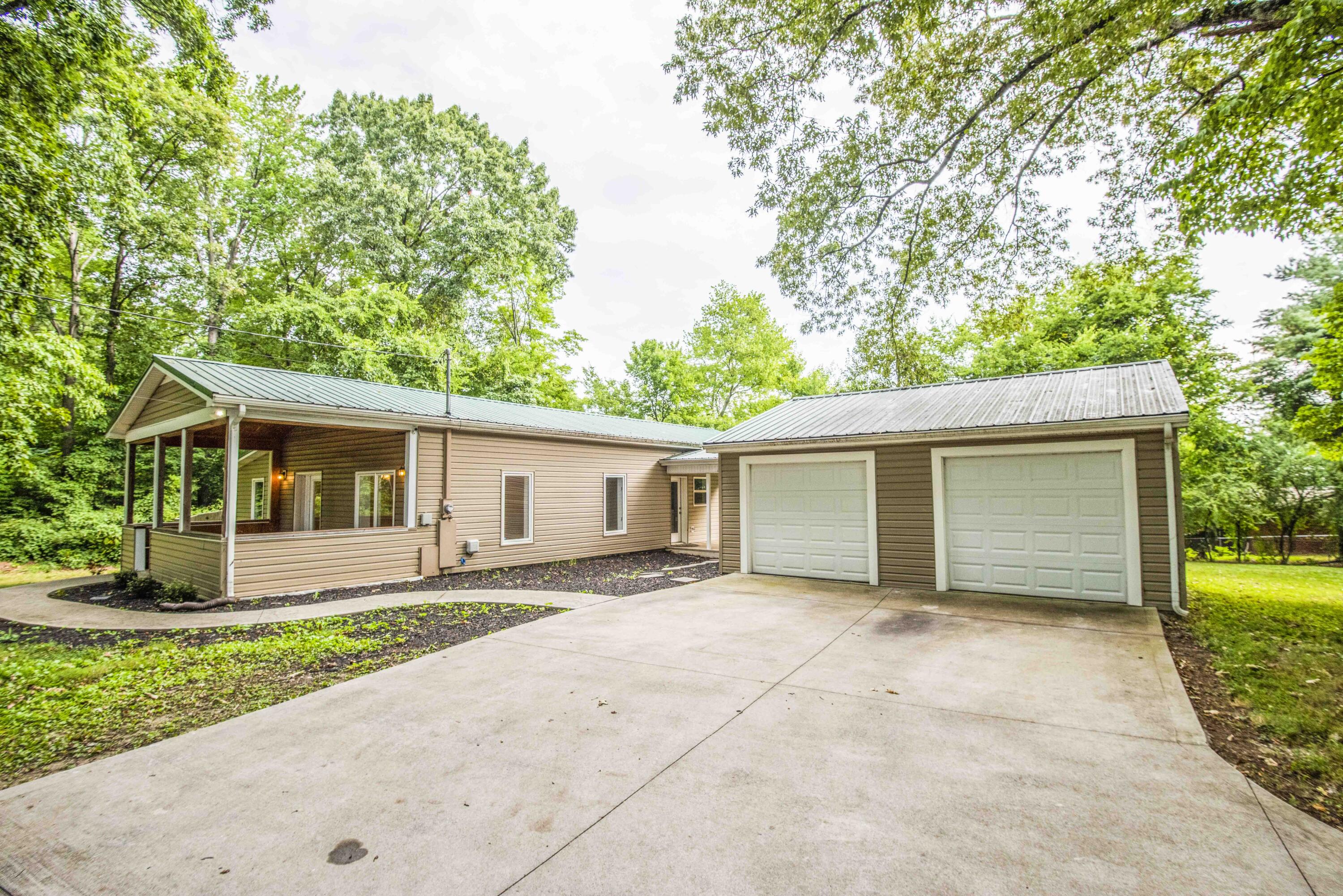 2908 Dewine Road Knoxville, TN 37921 - Photo 2 of 34 exterior_1