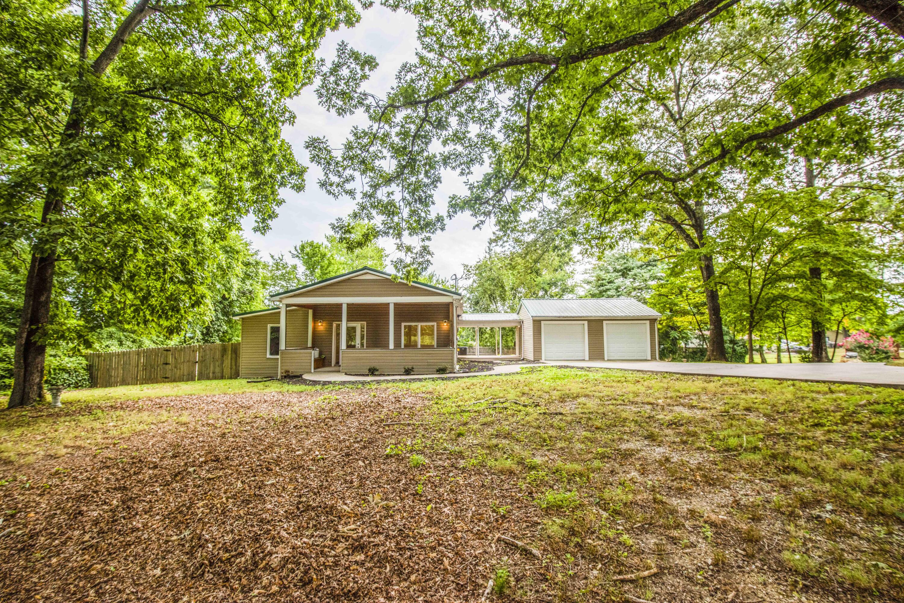 2908 Dewine Road Knoxville, TN 37921 - Photo 3 of 34 exterior3_1